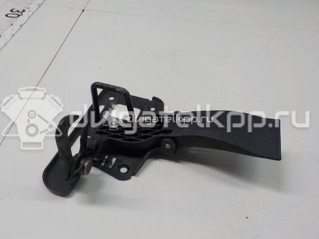 Фото Крючок капота  8T0823480 для audi A4 [B8] {forloop.counter}}