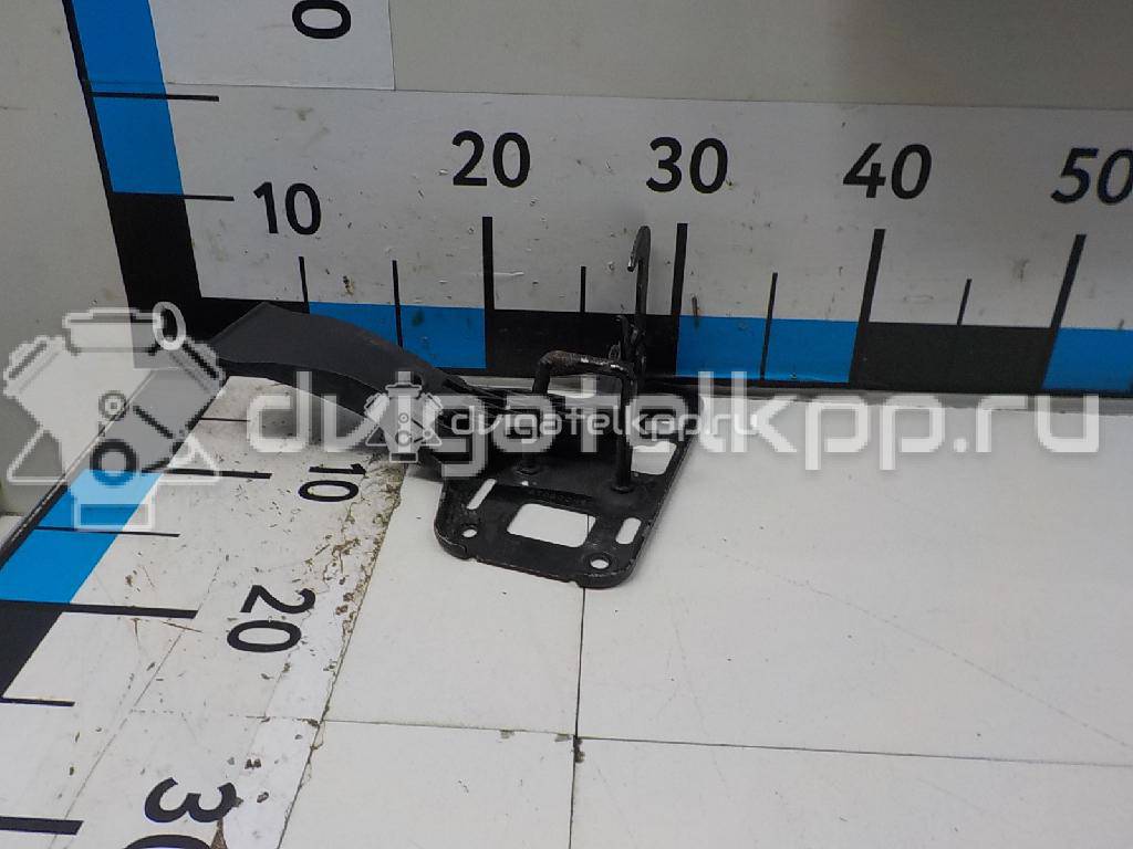 Фото Крючок капота  8T0823480 для audi A4 [B8] {forloop.counter}}