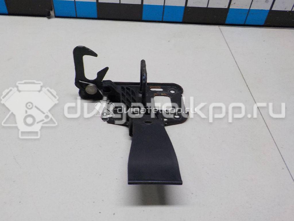 Фото Крючок капота  8T0823480 для audi A4 [B8] {forloop.counter}}