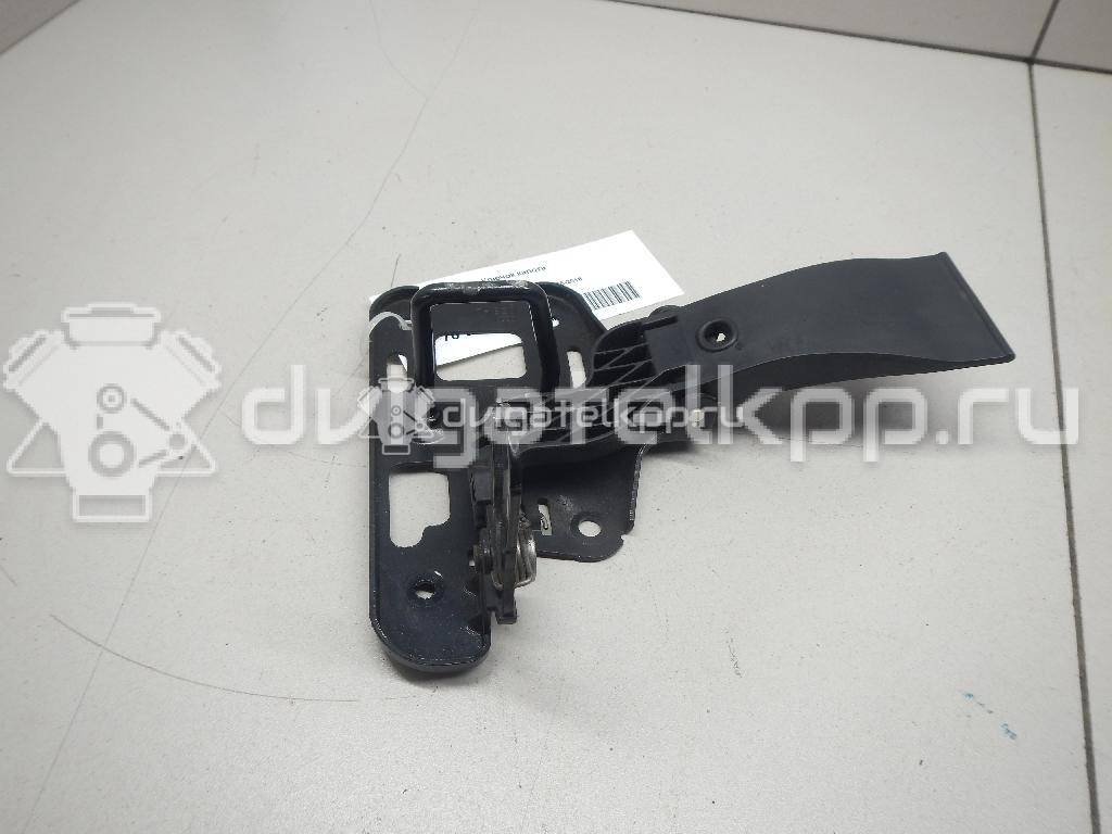 Фото Крючок капота  8T0823480 для audi A4 [B8] {forloop.counter}}