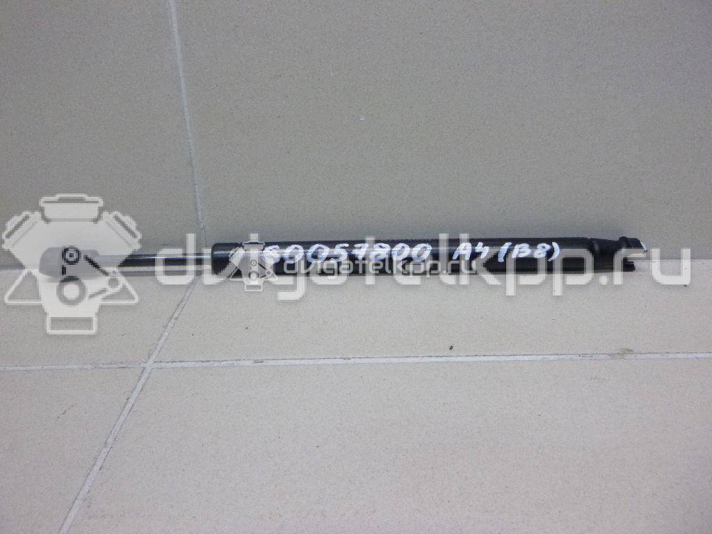 Фото Амортизатор крышки багажника  8k5827919 для Audi A4 {forloop.counter}}