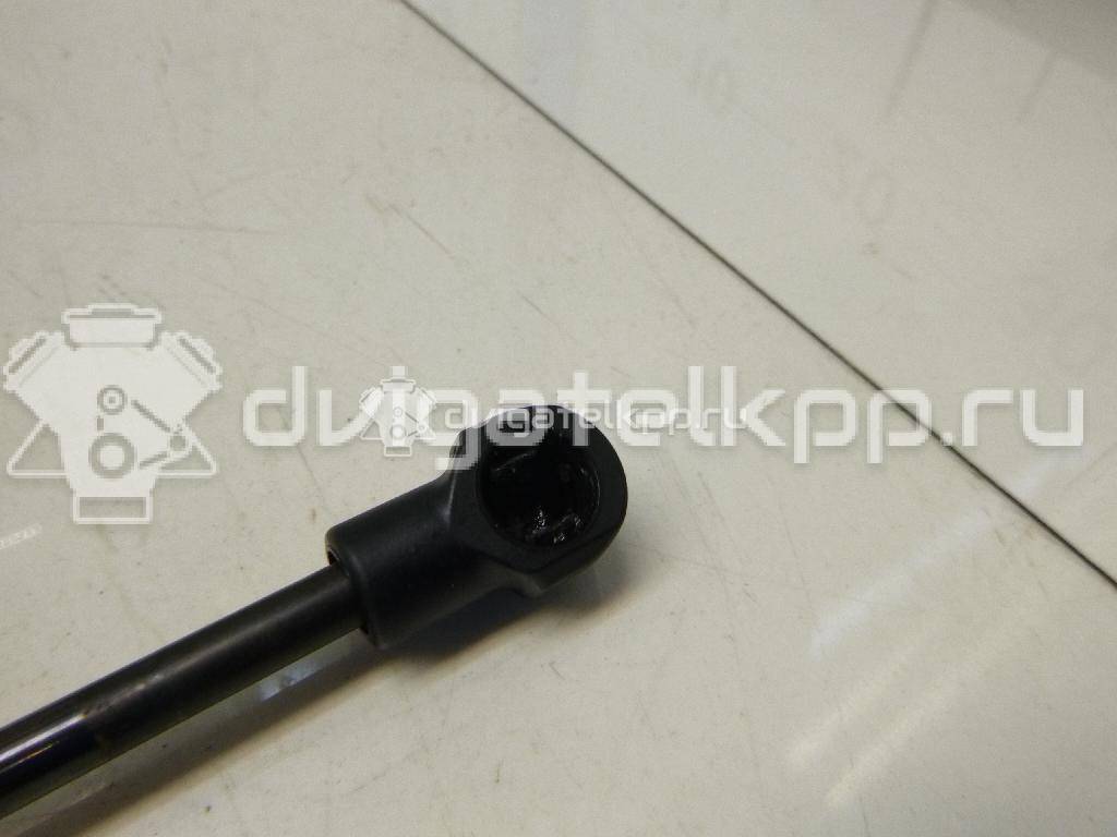 Фото Амортизатор крышки багажника  8k5827919 для Audi A4 {forloop.counter}}