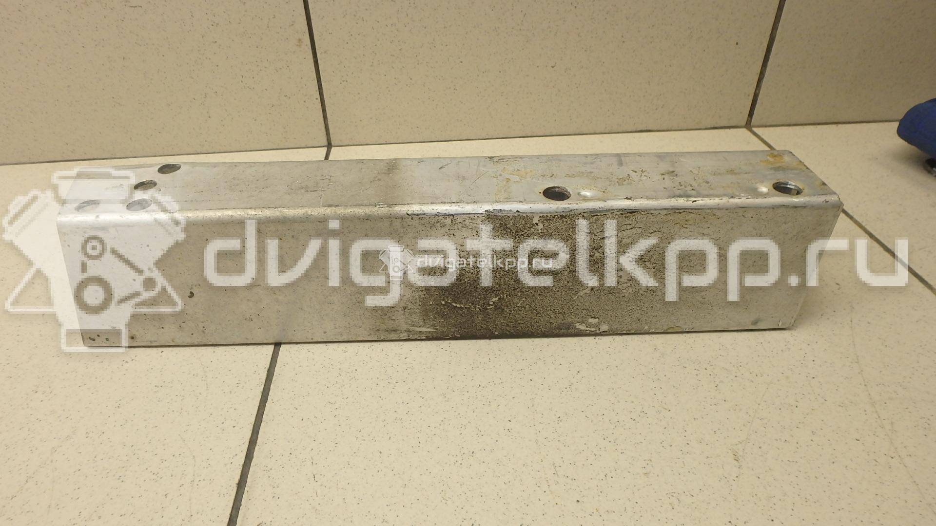 Фото Кронштейн усилителя заднего бампера левый  8k0807331b для audi A4 [B8] {forloop.counter}}