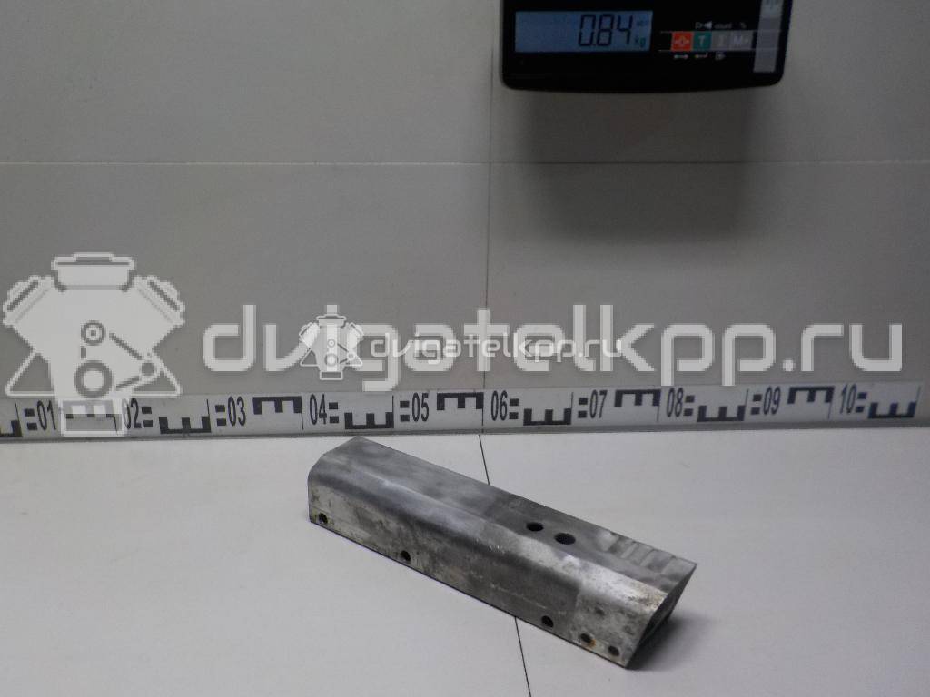 Фото Кронштейн усилителя заднего бампера правый  8k0807332a для audi A4 [B8] {forloop.counter}}