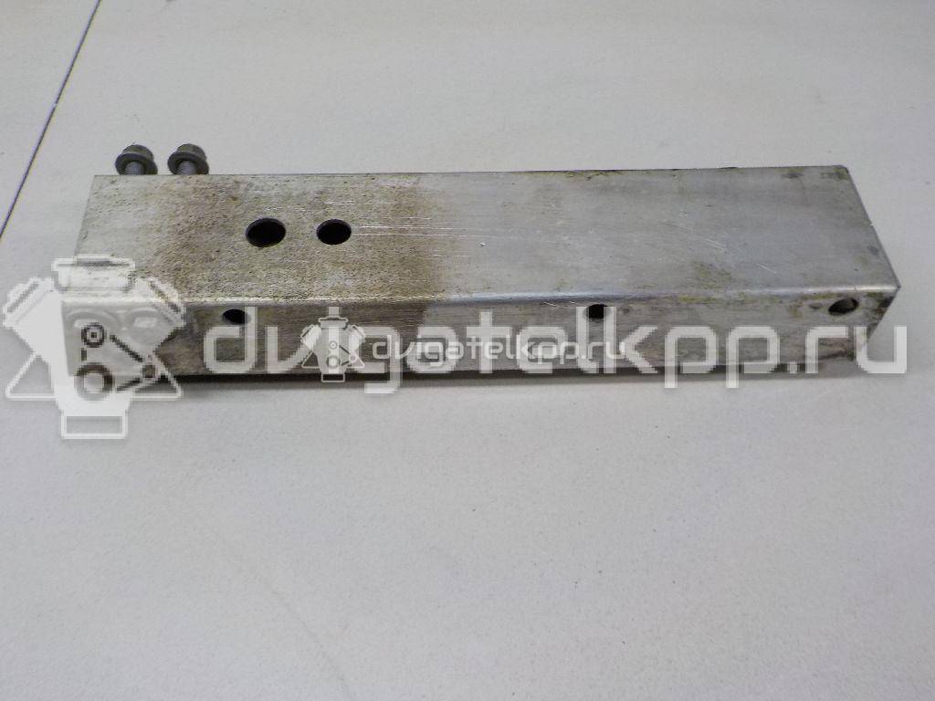 Фото Кронштейн усилителя заднего бампера правый  8k0807332a для audi A4 [B8] {forloop.counter}}