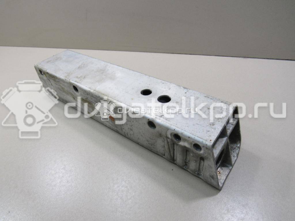 Фото Кронштейн усилителя заднего бампера правый  8k0807332a для audi A4 [B8] {forloop.counter}}