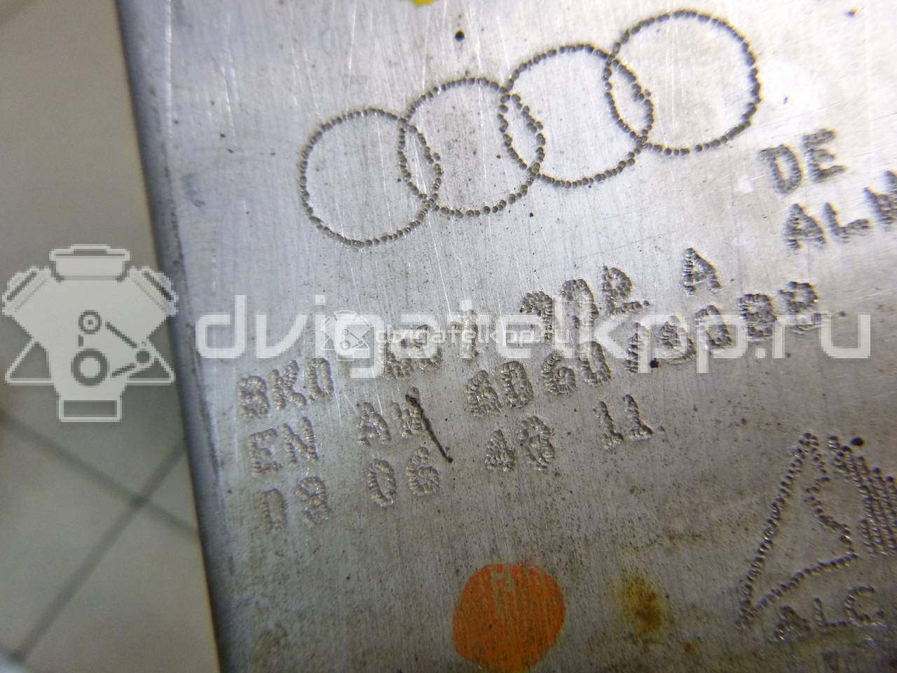 Фото Кронштейн усилителя заднего бампера правый  8k0807332a для audi A4 [B8] {forloop.counter}}
