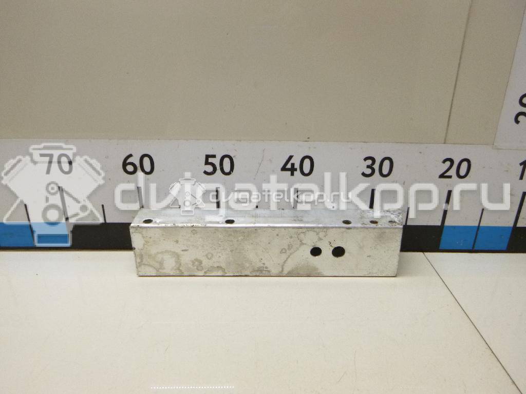 Фото Кронштейн усилителя заднего бампера правый  8k0807332a для audi A4 [B8] {forloop.counter}}