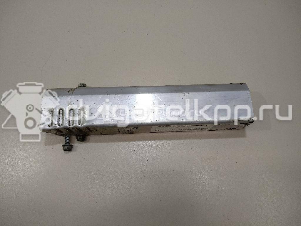 Фото Кронштейн усилителя заднего бампера правый  8k0807332a для audi A4 [B8] {forloop.counter}}