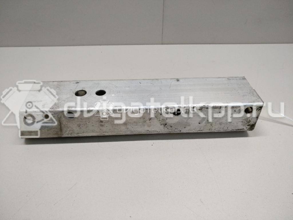 Фото Кронштейн усилителя заднего бампера правый  8K0807332A для audi A4 [B8] {forloop.counter}}