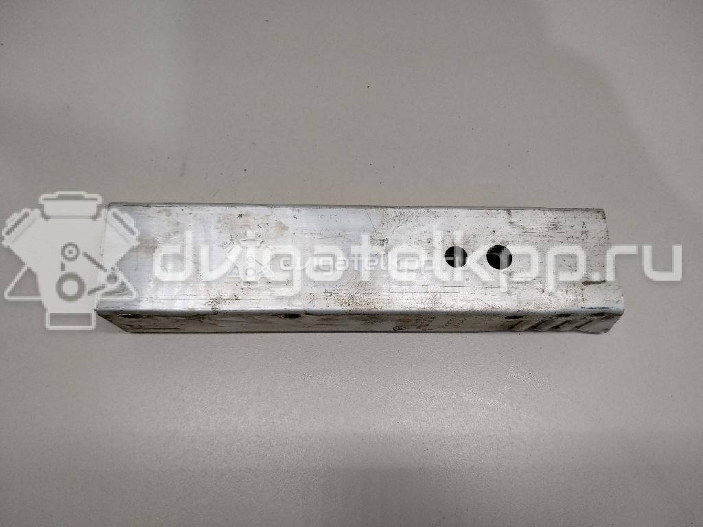 Фото Кронштейн усилителя заднего бампера правый  8k0807332a для audi A4 [B8] {forloop.counter}}