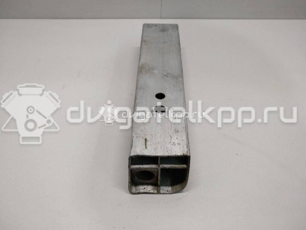 Фото Кронштейн усилителя заднего бампера правый  8k0807332a для audi A4 [B8] {forloop.counter}}