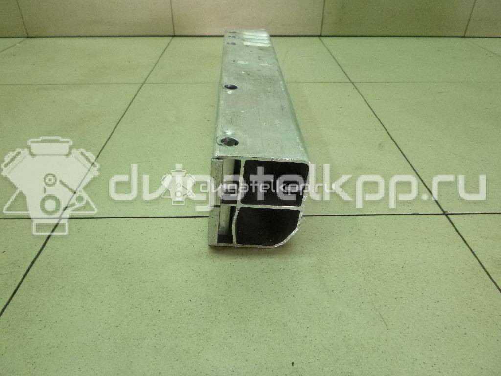 Фото Кронштейн усилителя заднего бампера правый  8K0807332A для audi A4 [B8] {forloop.counter}}