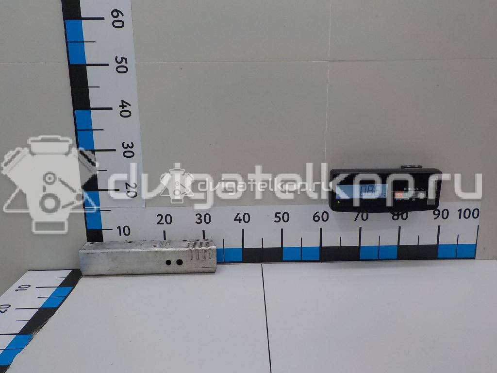 Фото Кронштейн усилителя заднего бампера правый  8k0807332a для audi A4 [B8] {forloop.counter}}
