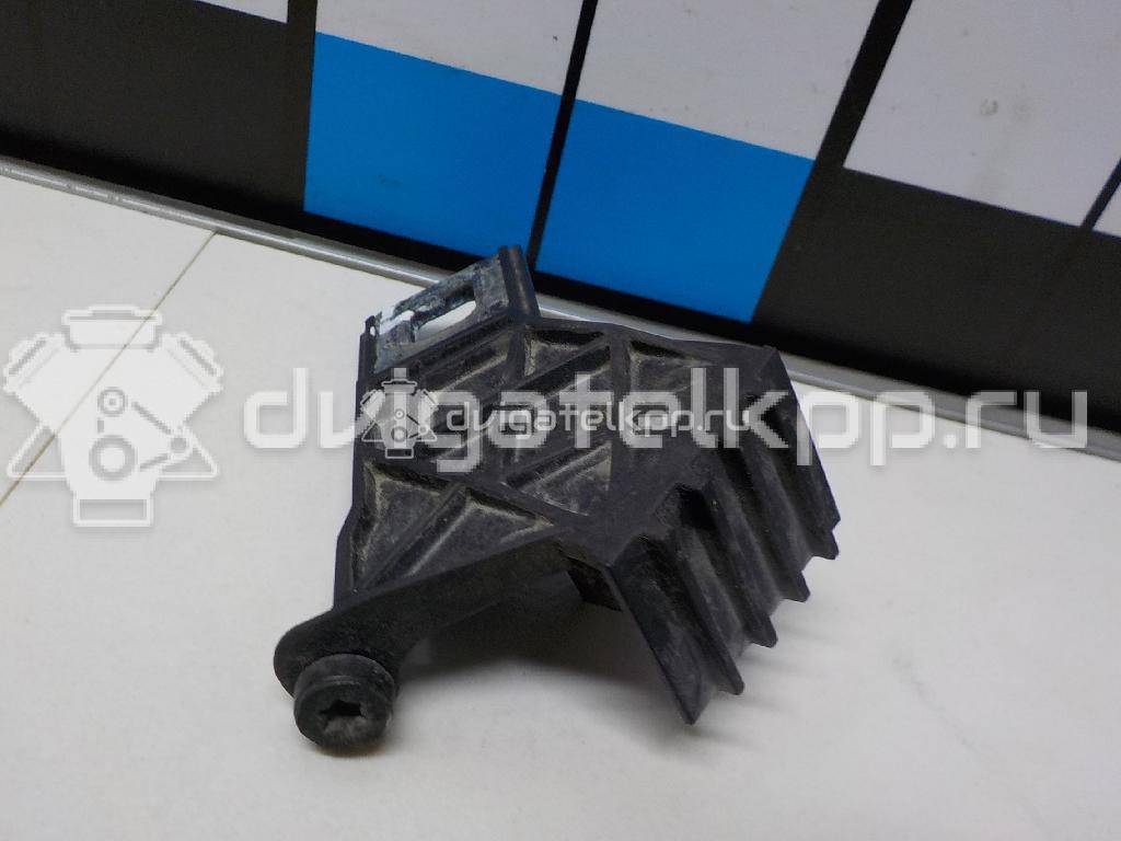 Фото Кронштейн фар левый  8K1941121 для audi A4 [B8] {forloop.counter}}