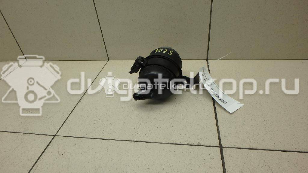 Фото Бачок гидроусилителя  4F0422371D для audi A4 [B8] {forloop.counter}}