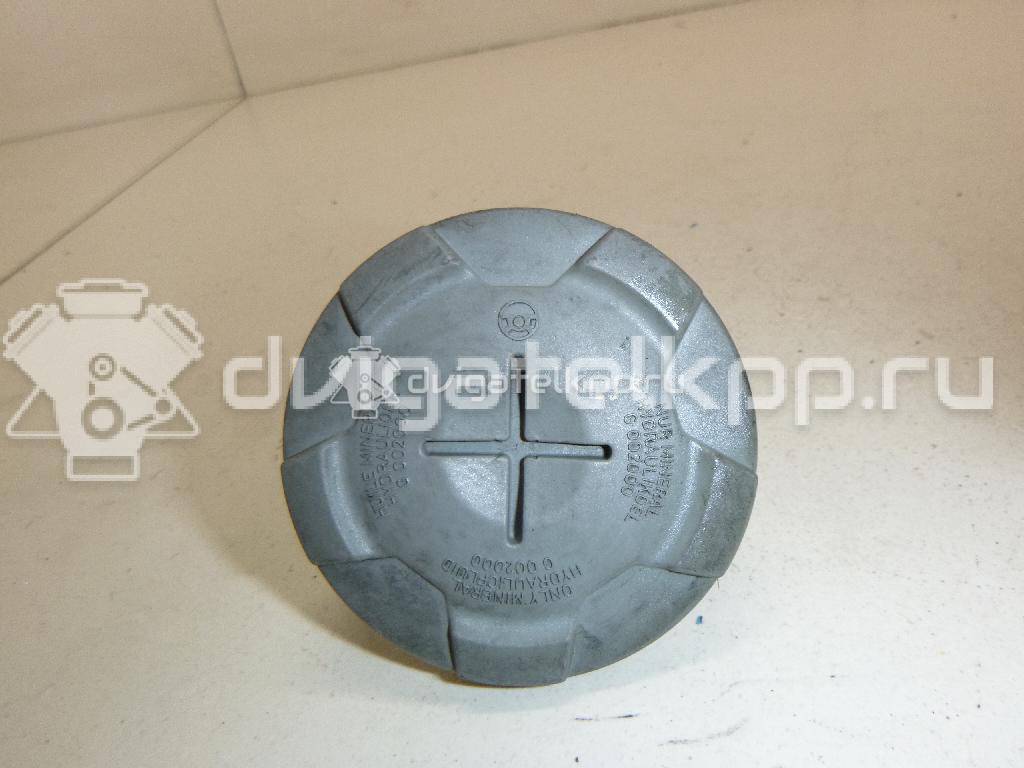 Фото Крышка бачка гидроусилителя  4F0422376A для audi A4 [B8] {forloop.counter}}