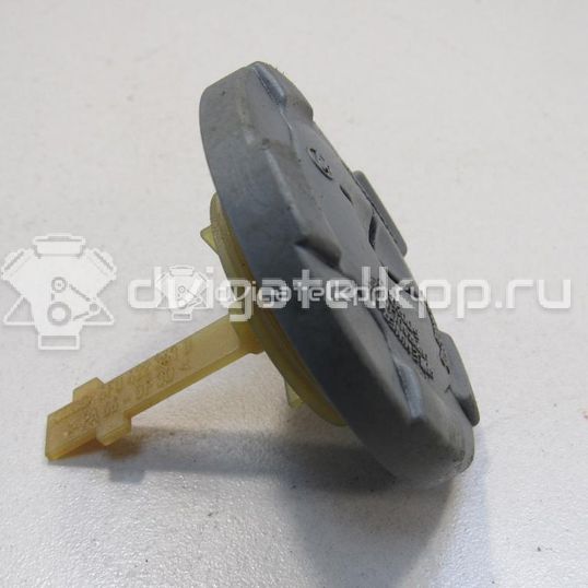 Фото Крышка бачка гидроусилителя  4f0422376a для audi A8 [4H]