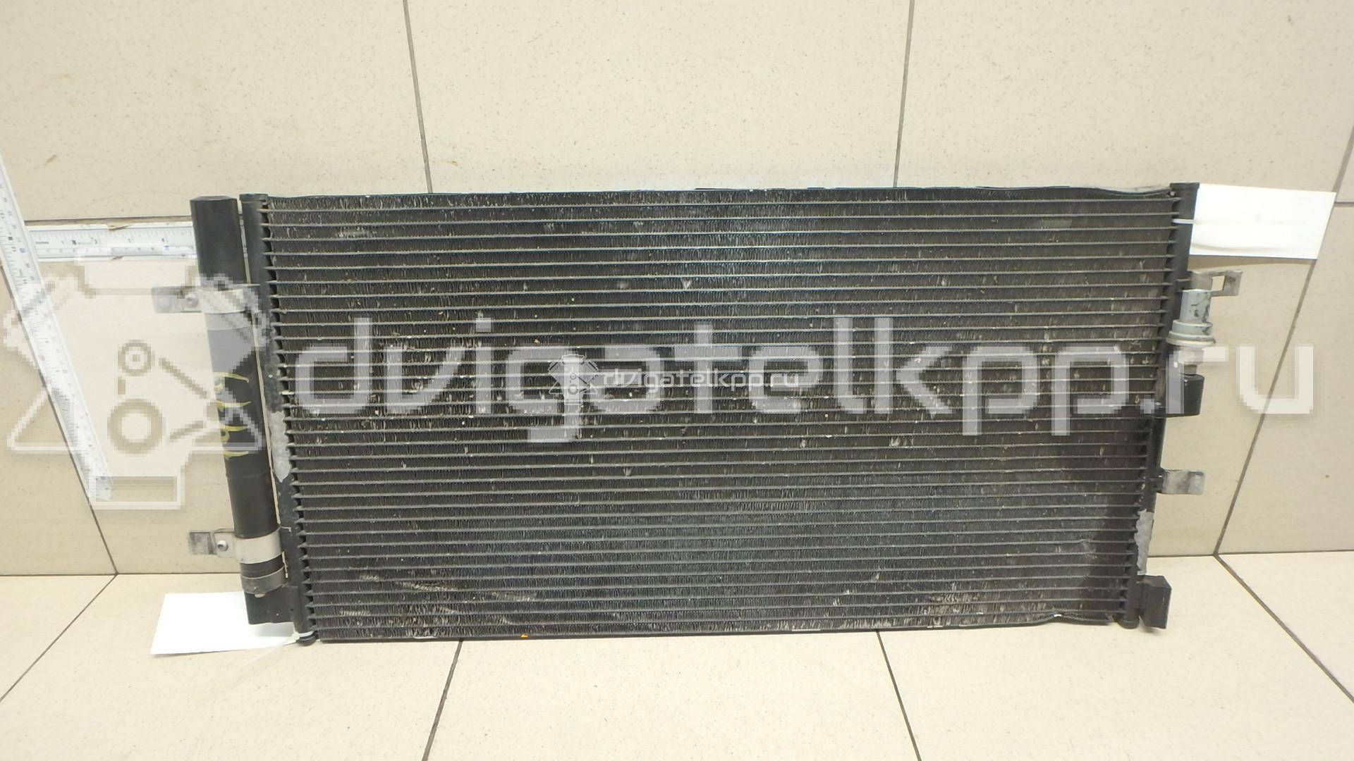 Фото Радиатор кондиционера (конденсер)  8K0260403AB для Audi A4 / A6 / A5 / Q5 / A7 Sportback 4Ga, 4Gf {forloop.counter}}