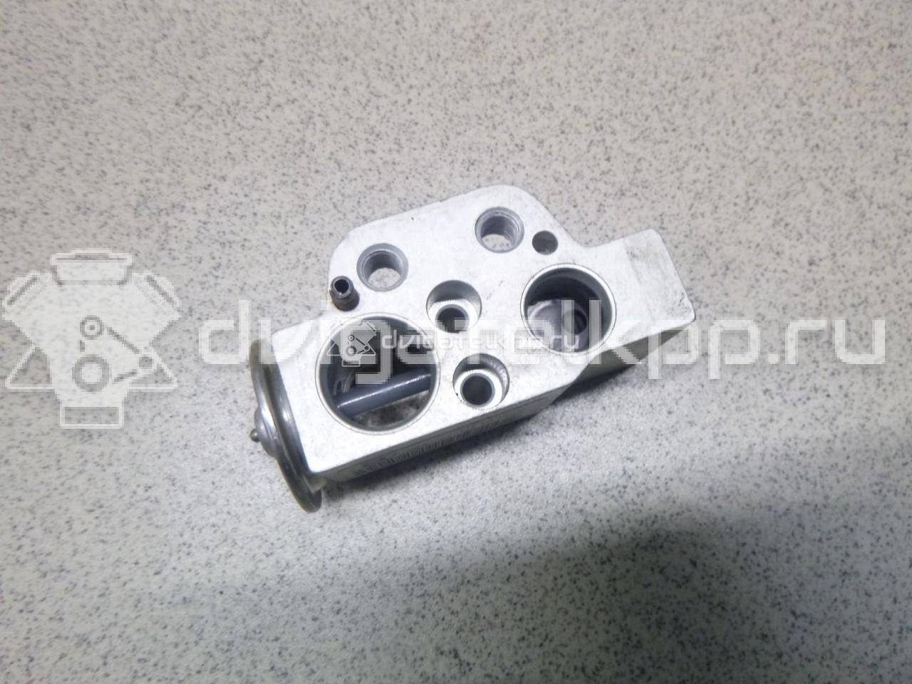 Фото Клапан кондиционера  8k0820679b для Audi A5 / A4 / Q5 {forloop.counter}}