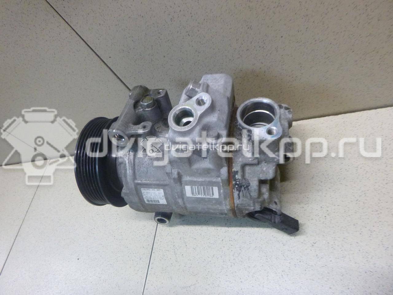 Фото Компрессор системы кондиционирования  8KD260805 для Audi A4 / A6 / A5 / A8 / Q5 {forloop.counter}}