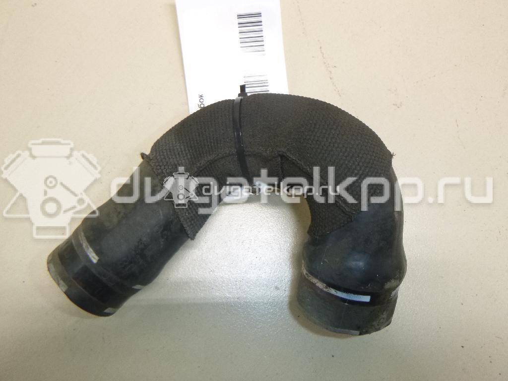 Фото Патрубок  8K0145832B для Audi A5 / A4 / Q5 {forloop.counter}}