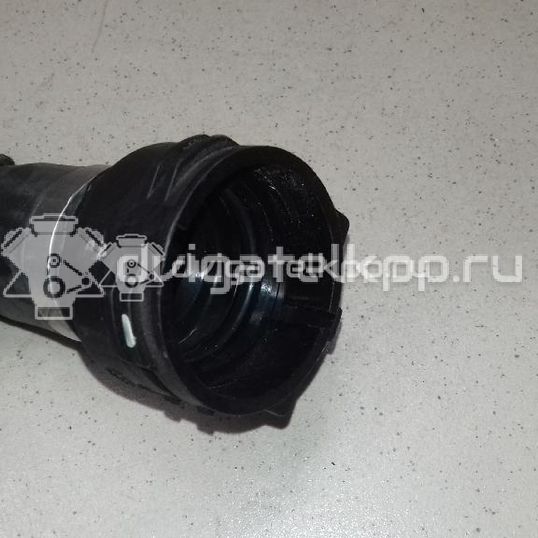 Фото Патрубок радиатора  8K0121101M для Audi A5 / A4