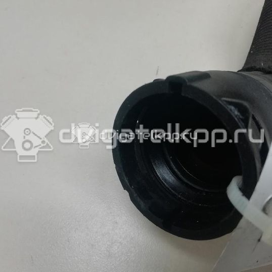 Фото Патрубок радиатора  8K0121101M для Audi A5 / A4