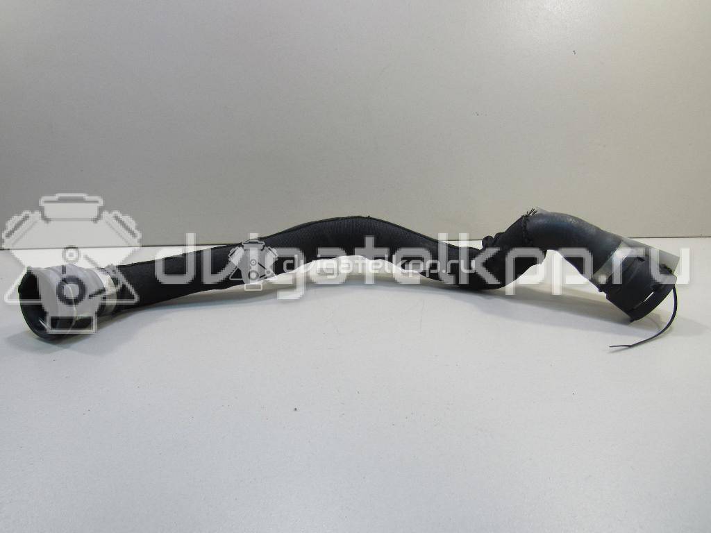 Фото Патрубок радиатора  8K0121101M для Audi A5 / A4 {forloop.counter}}