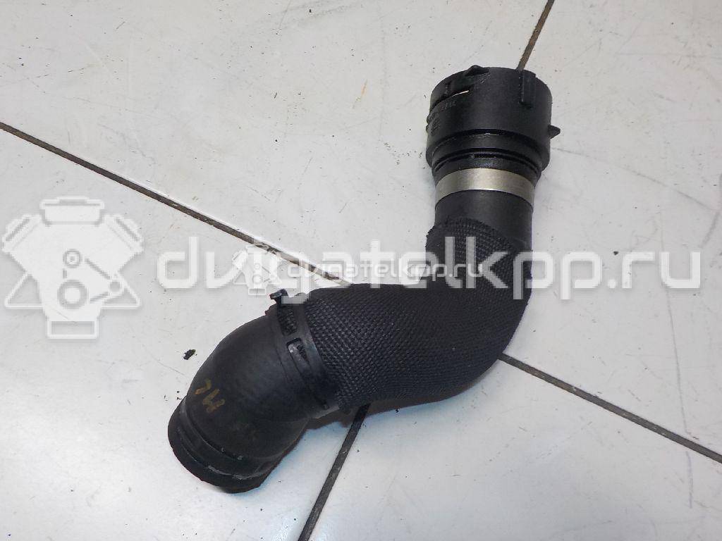 Фото Патрубок радиатора  8k0121051c для audi A4 [B8] {forloop.counter}}