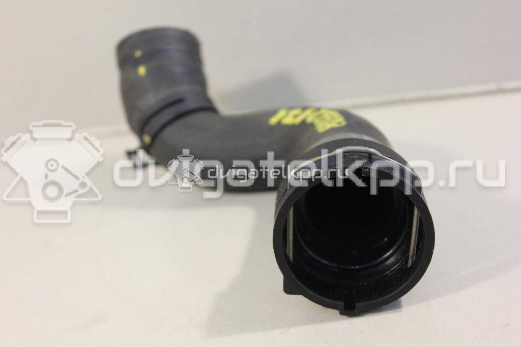 Фото Патрубок радиатора  8k0121051c для audi A4 [B8] {forloop.counter}}
