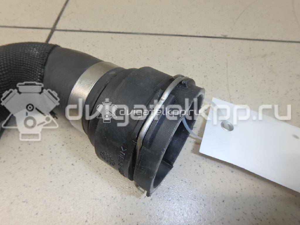 Фото Патрубок радиатора  8K0121051C для audi A4 [B8] {forloop.counter}}