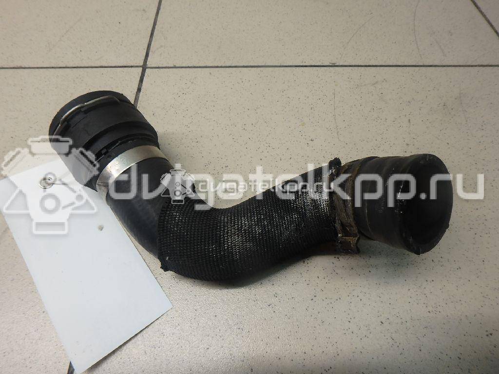 Фото Патрубок радиатора  8K0121051C для audi A4 [B8] {forloop.counter}}