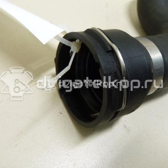Фото Патрубок радиатора  8K0121051C для audi A4 [B8]