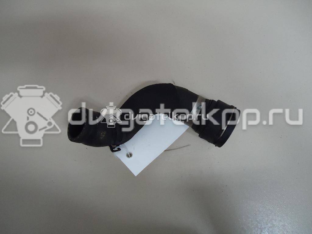 Фото Патрубок радиатора  8k0121051c для audi A4 [B8] {forloop.counter}}