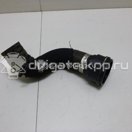 Фото Патрубок радиатора  8K0121051C для audi A4 [B8]