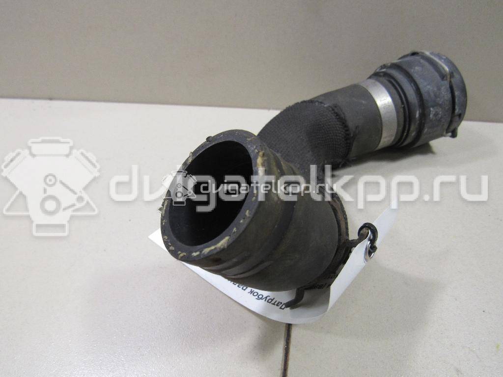 Фото Патрубок радиатора  8k0121051c для audi A4 [B8] {forloop.counter}}
