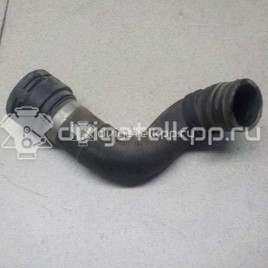 Фото Патрубок радиатора  8k0121051c для audi A4 [B8]