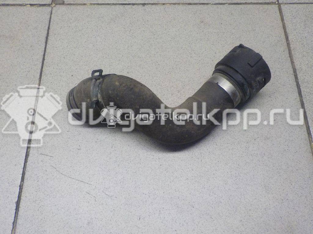 Фото Патрубок радиатора  8k0121051c для audi A4 [B8] {forloop.counter}}