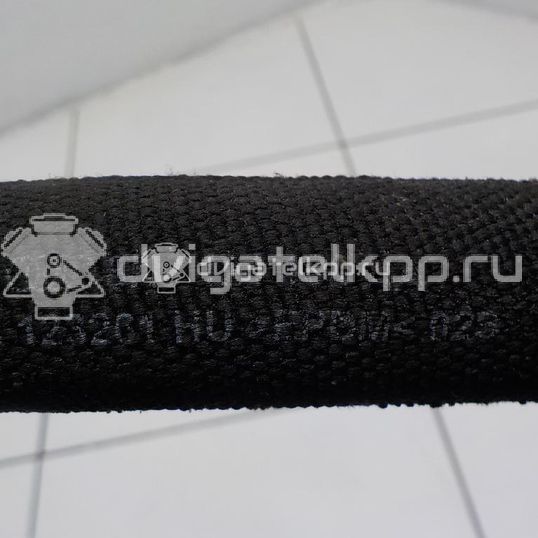 Фото Патрубок радиатора  8K0121109AA для Audi A5 / A4