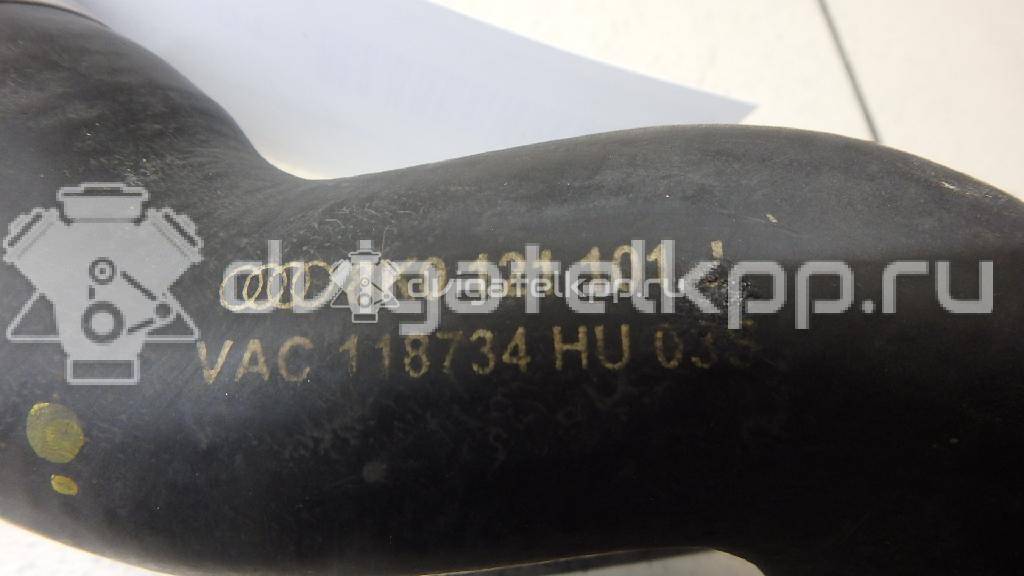 Фото Патрубок радиатора  8K0121101J для audi A4 [B8] {forloop.counter}}