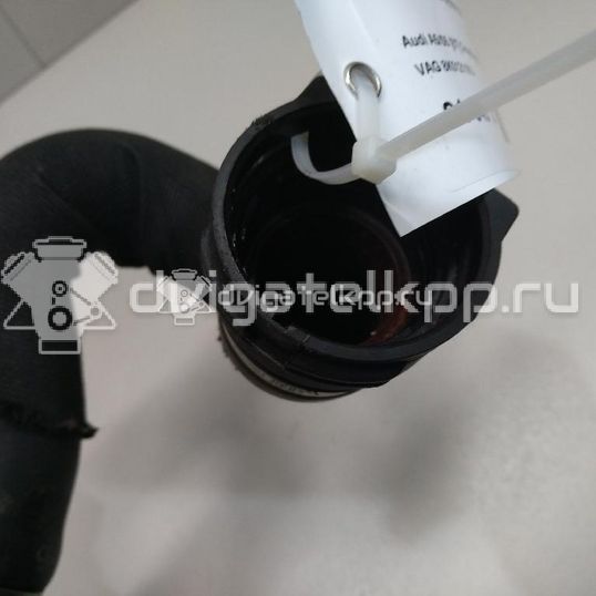 Фото Патрубок радиатора  8k0121101j для audi A4 [B8]