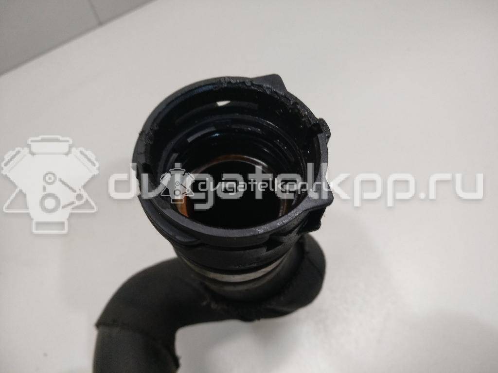 Фото Патрубок радиатора  8k0121101j для audi A4 [B8] {forloop.counter}}