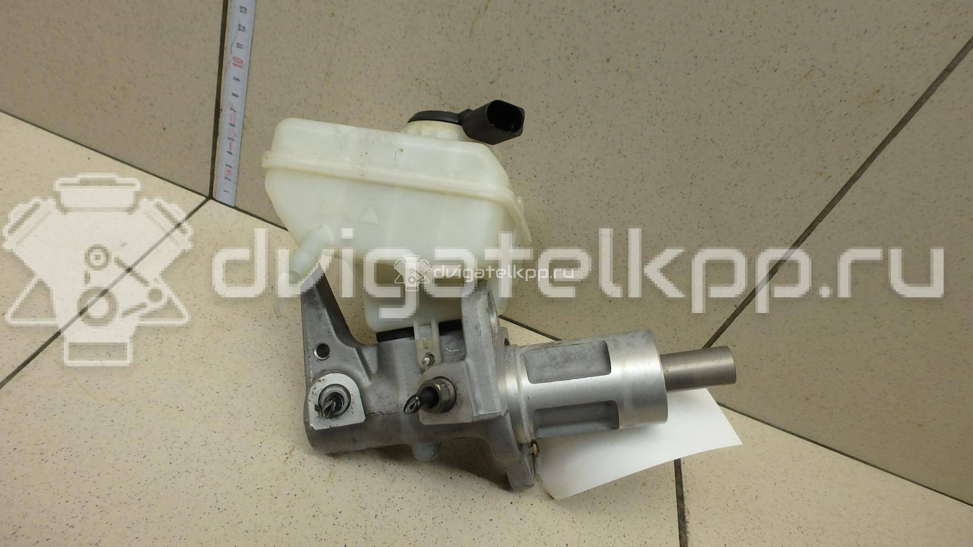 Фото Цилиндр тормозной главный  8k0611021b для Audi A8 / A5 / A4 {forloop.counter}}