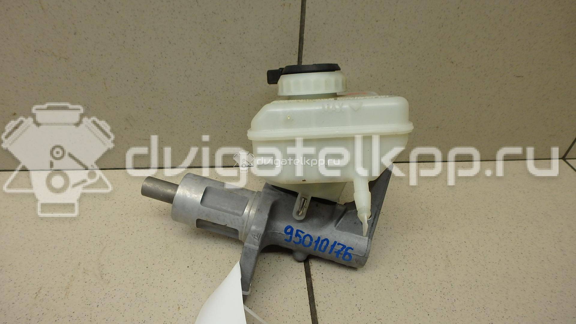 Фото Цилиндр тормозной главный  8k0611021b для Audi A8 / A5 / A4 {forloop.counter}}