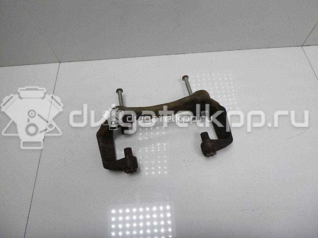 Фото Скоба суппорта переднего  8k0615125 для audi A4 [B8] {forloop.counter}}