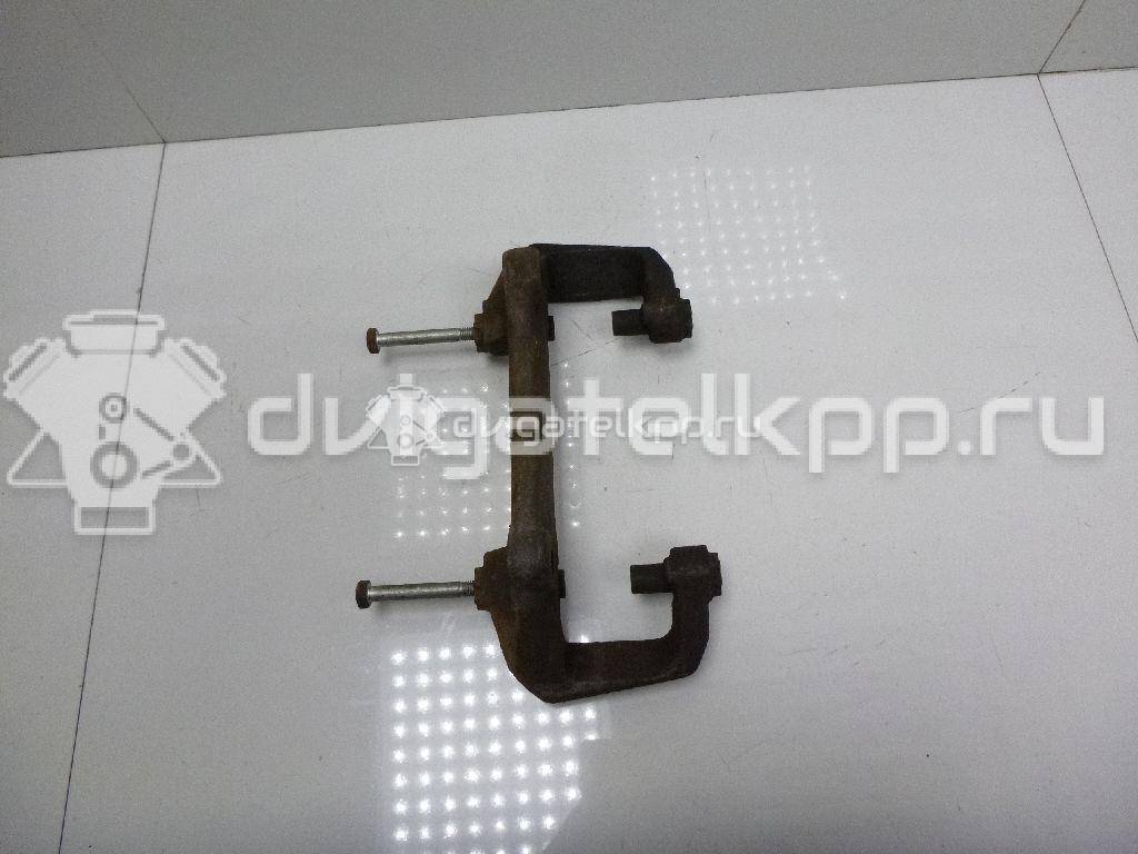 Фото Скоба суппорта переднего  8k0615125 для audi A4 [B8] {forloop.counter}}