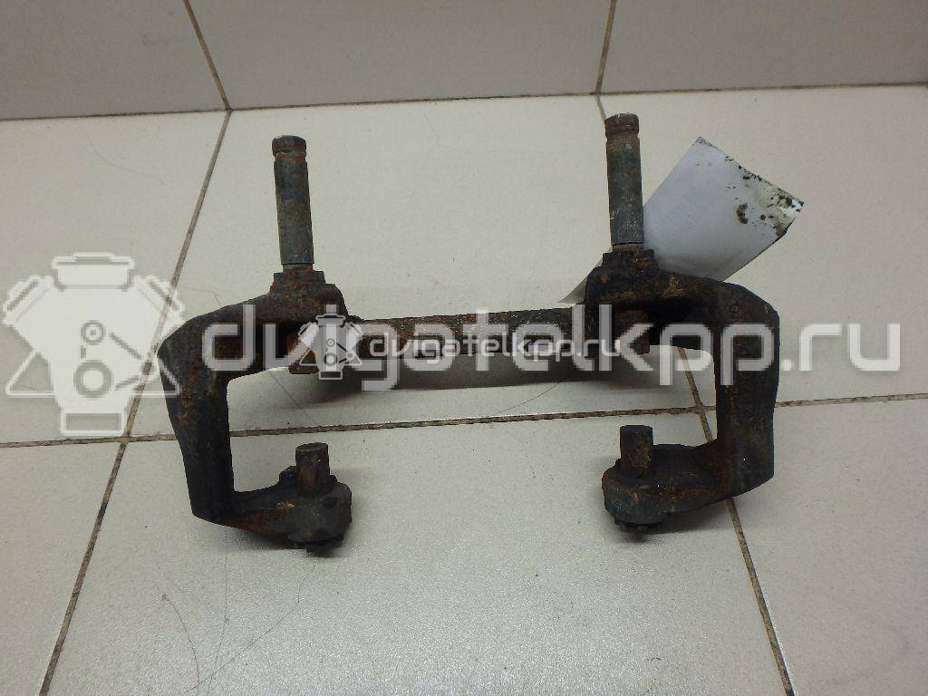 Фото Скоба суппорта переднего  8K0615125 для audi A4 [B8] {forloop.counter}}