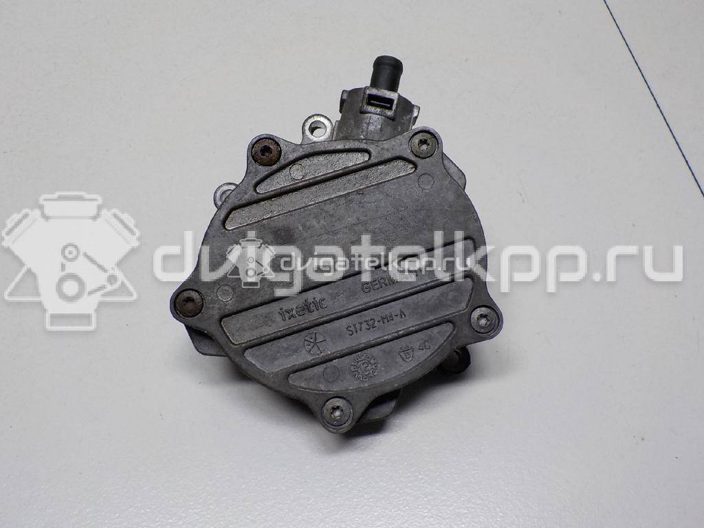 Фото Насос вакуумный  06E145100R для Audi A4 / A6 / A5 / A8 / Q5 {forloop.counter}}