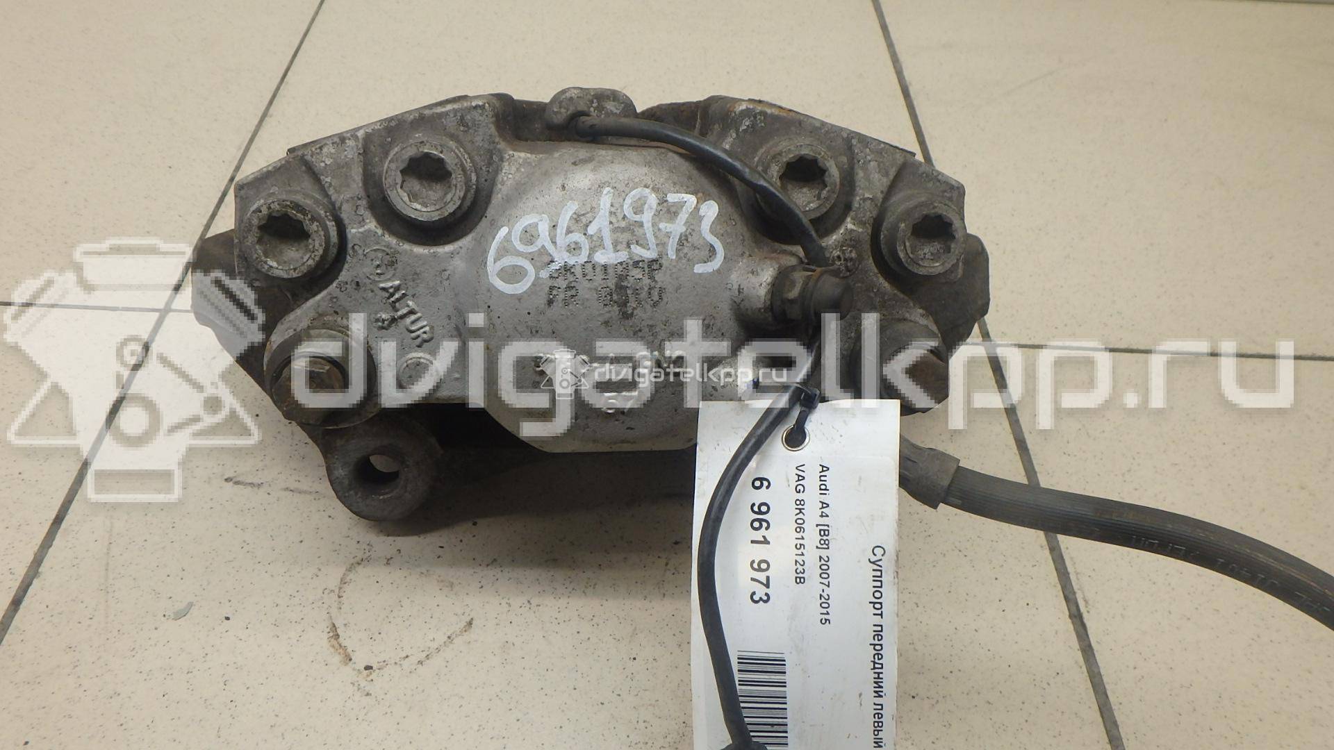 Фото Суппорт тормозной передний левый  8K0615123B для Audi A5 / A4 {forloop.counter}}